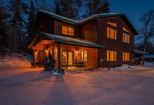 Winter Getaways in Minnesota winter cabin